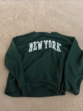 Dark Green "New York" Pullover Sweatshirt